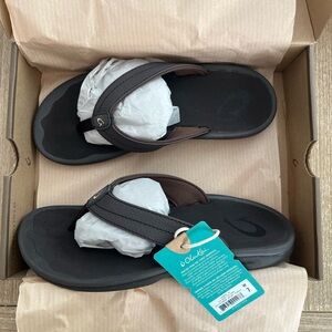 OluKai Women's Ohana Sandals in Dark Java